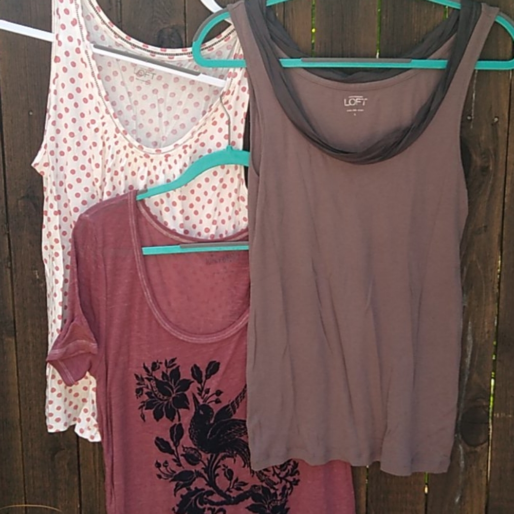 SOLD   Bundle of 3 Tops